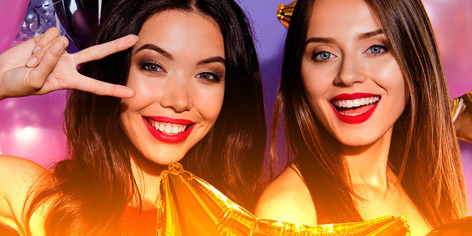 Explore our Range of Party Contact Lenses