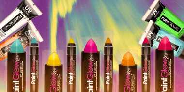 A Glowing Summer: Your Makeup Guide