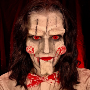 Mini Sclera Red | @makeupby_esc