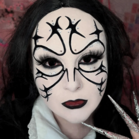 Hellraiser Demon Black | @sandyglammua