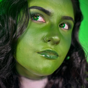 Hulk Green [She-hulk] | @makeupby_esc