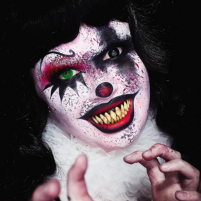 UV Green & Mini Sclera Black | @missabbiemeghan