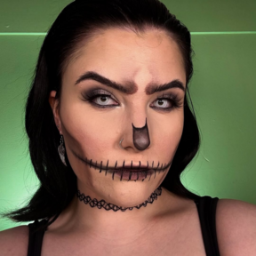 Zombie White | @makeupby_esc