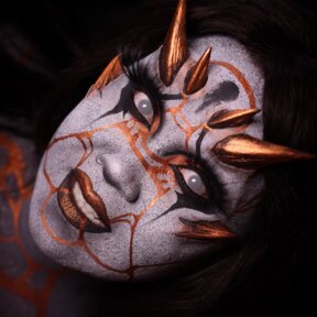 White Mesh Lenses | @makeupbynamaisa